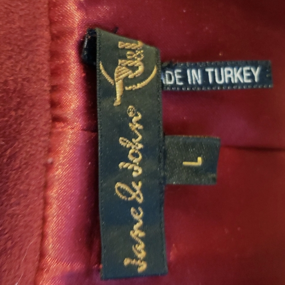 Blazer - Picture 4 of 4